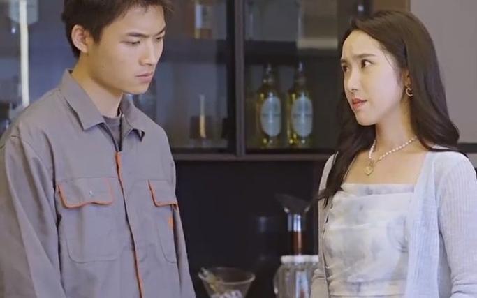 成為快遞員后，我有了七個(gè)老婆(全集)