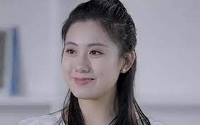 報(bào)告總裁，夫人婚前要實(shí)習(xí)(全集)